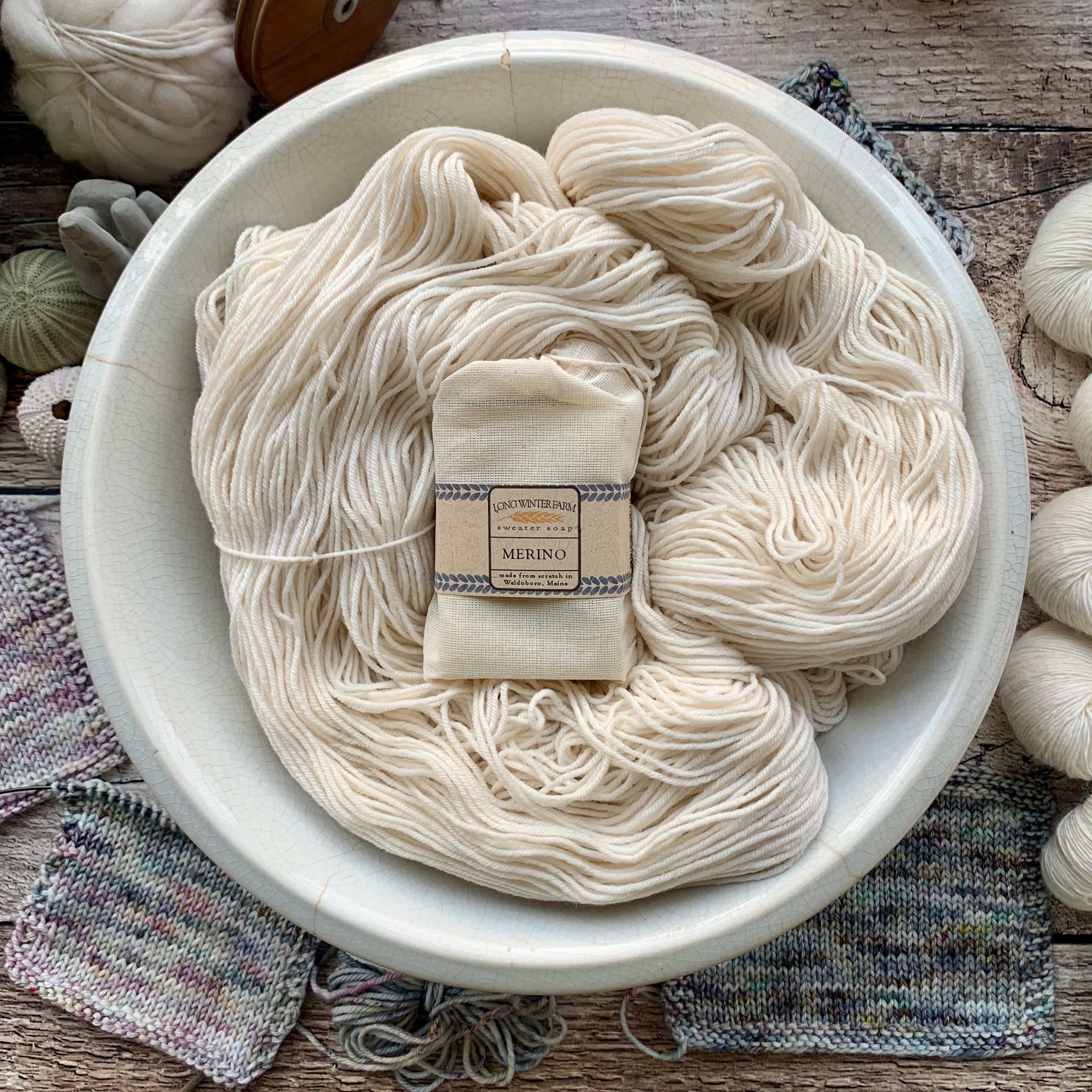 ontheround: uniquely hand dyed yarn & fiber
